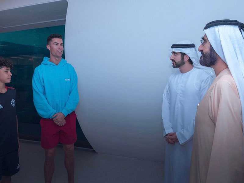 محمد بن راشد وحمدان بن محمد يلتقيان كريستيانو رونالدو في دبي